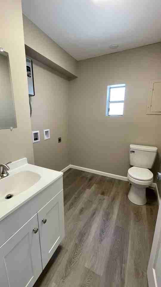 6250 Buckingham Ave - Photo 3 of 18