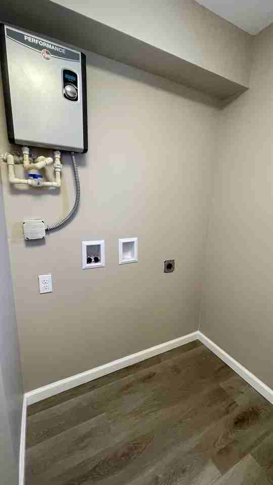 6250 Buckingham Ave - Photo 7 of 18