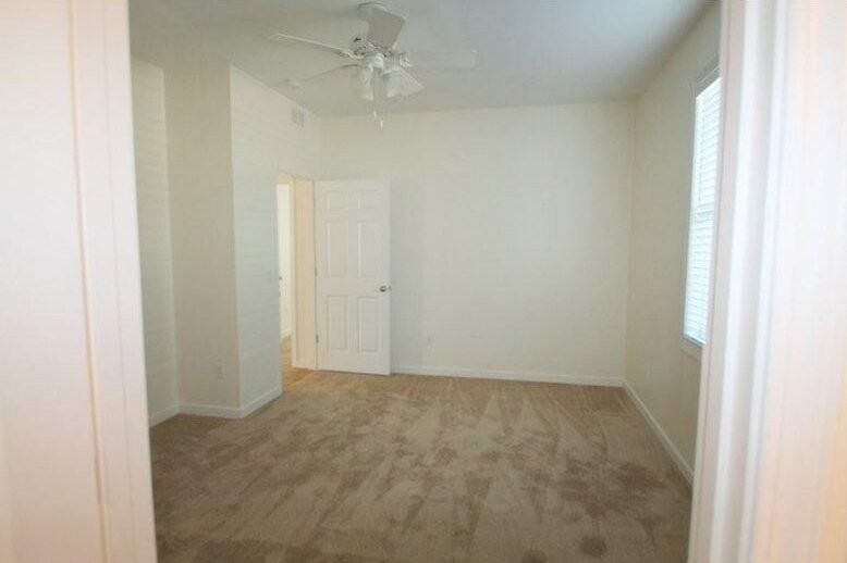 38 Weeden St Apt B - Photo 7 of 12