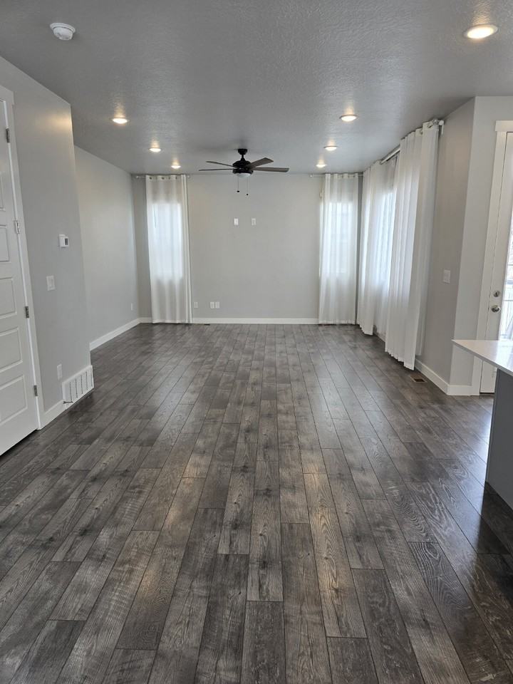 3347 W Lazy J Ln - Photo 7 of 25