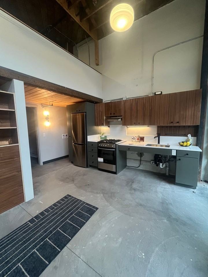 122 5th St - Photo 2 of 17