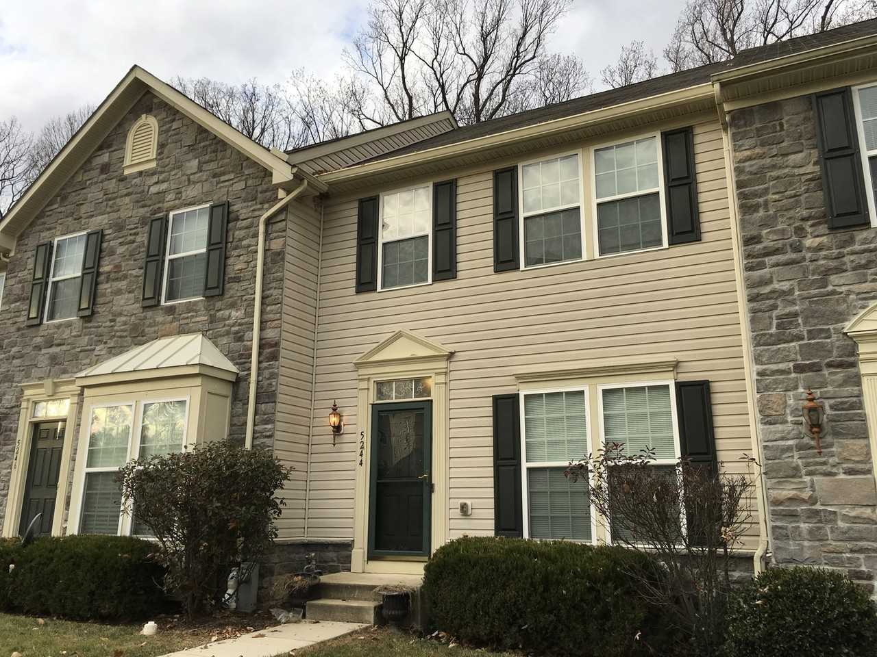 5244 Wyndholme Cir - Photo 3 of 25