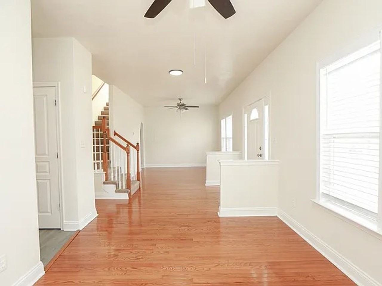 1540 Dungee St - Photo 3 of 15