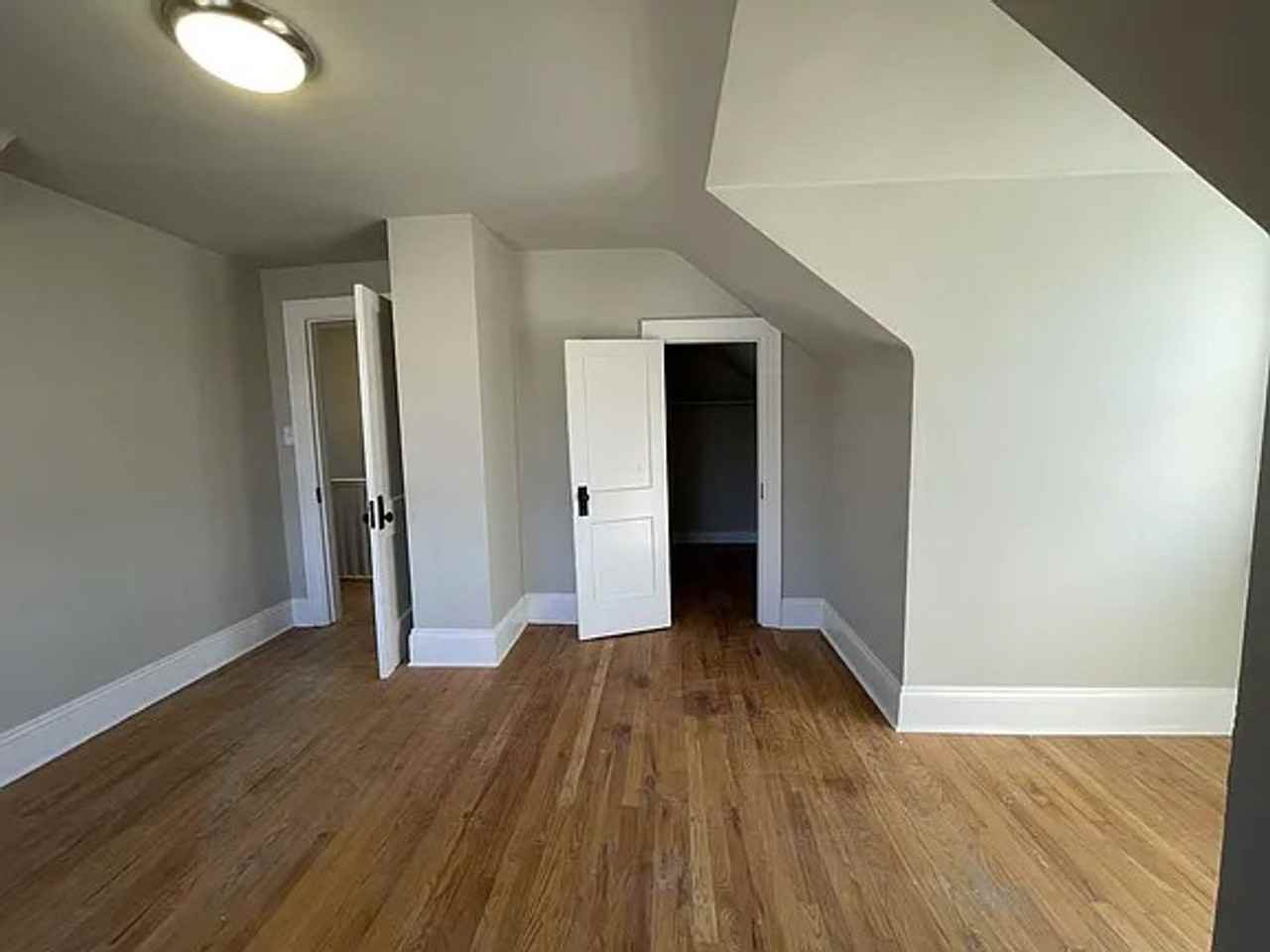 3395 S Amherst Hwy - Photo 3 of 13