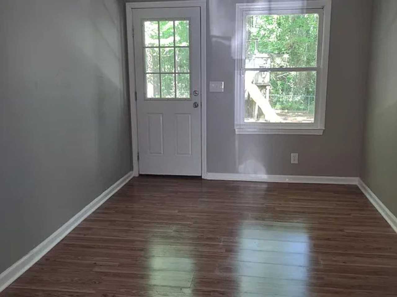 524 Chickamauga Dr - Photo 3 of 5