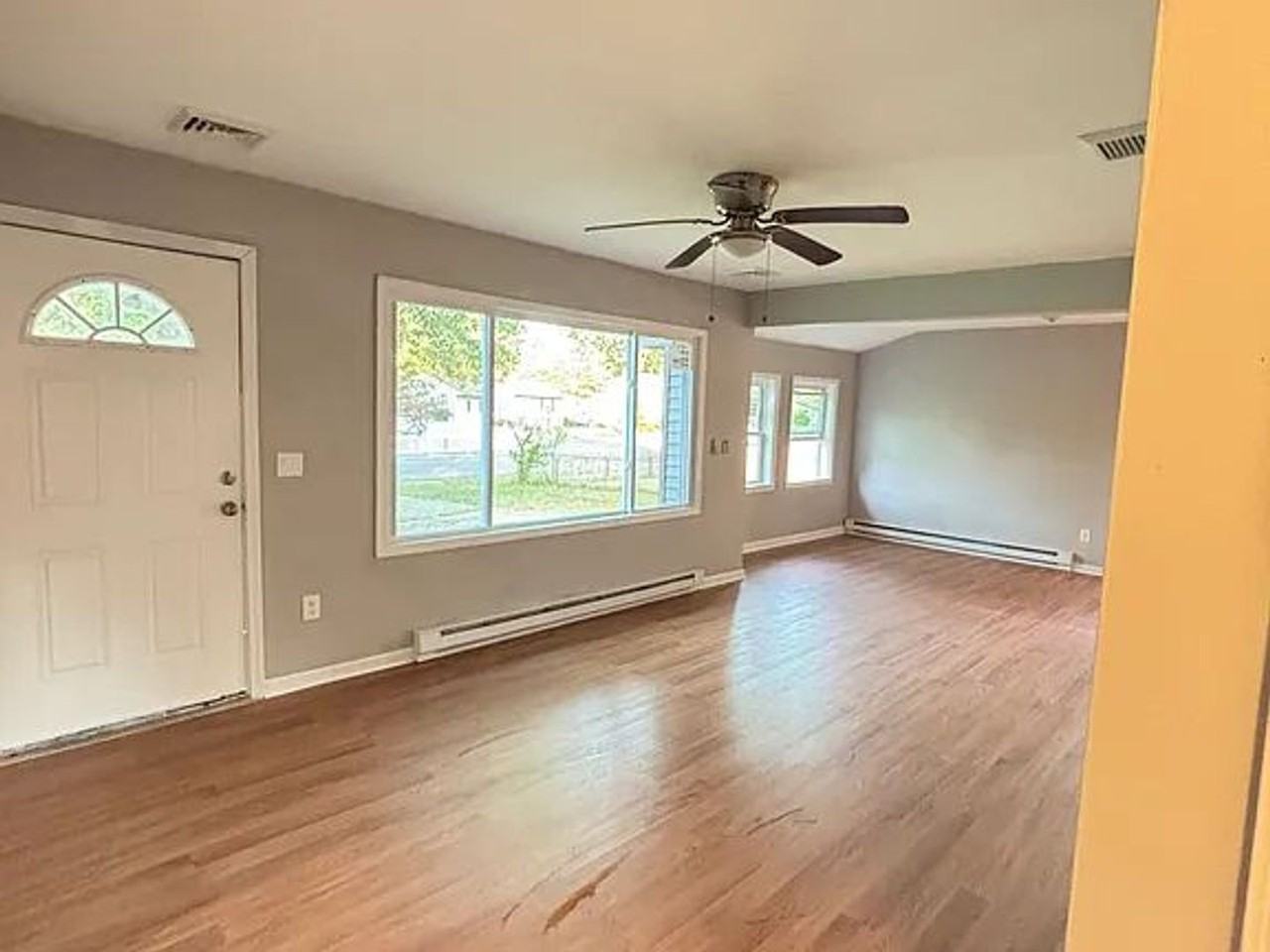 4129 Anna Dr - Photo 2 of 18