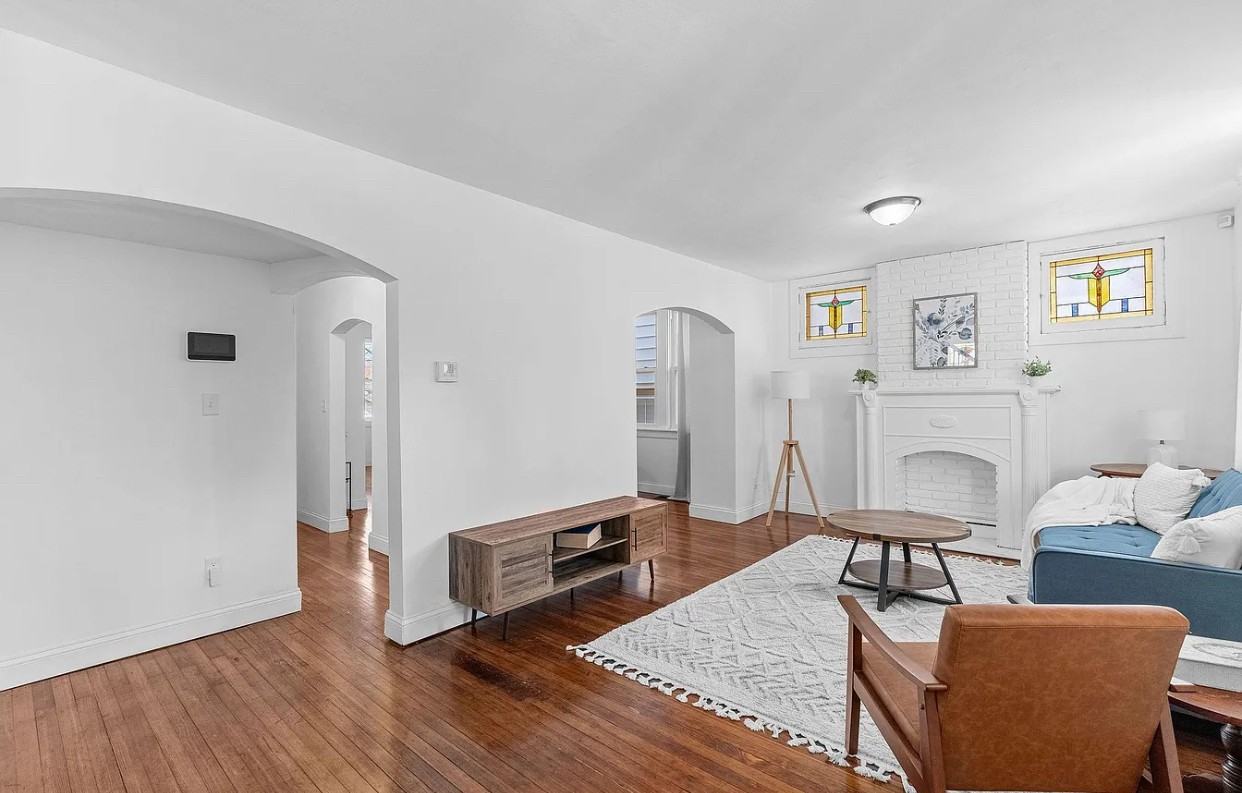 120 E Arlee Ave #NA - Photo 2 of 12