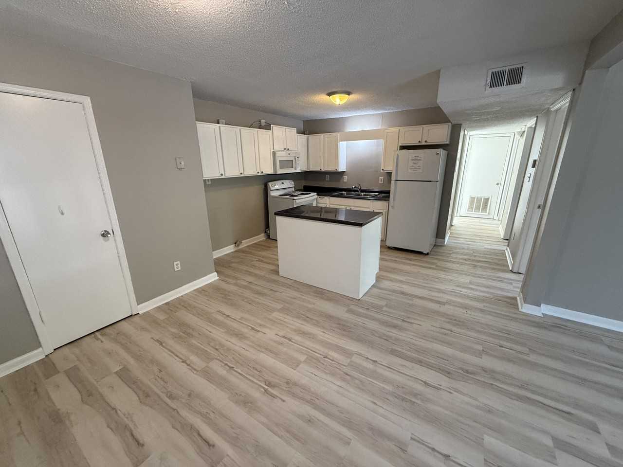 1st Avenue South 7721 - Photo 3 of 21