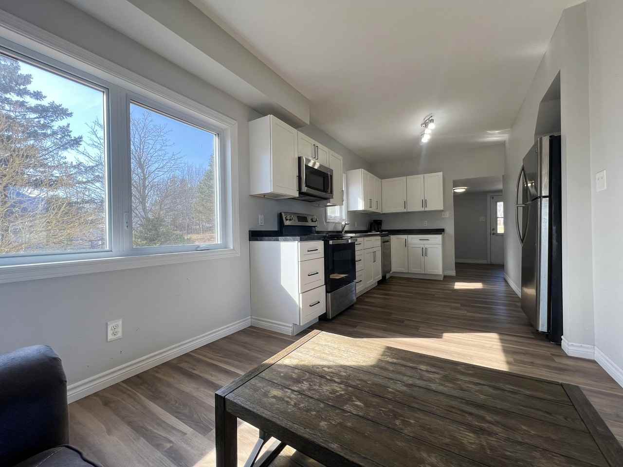 99 Victoria St W #A - Photo 5 of 32