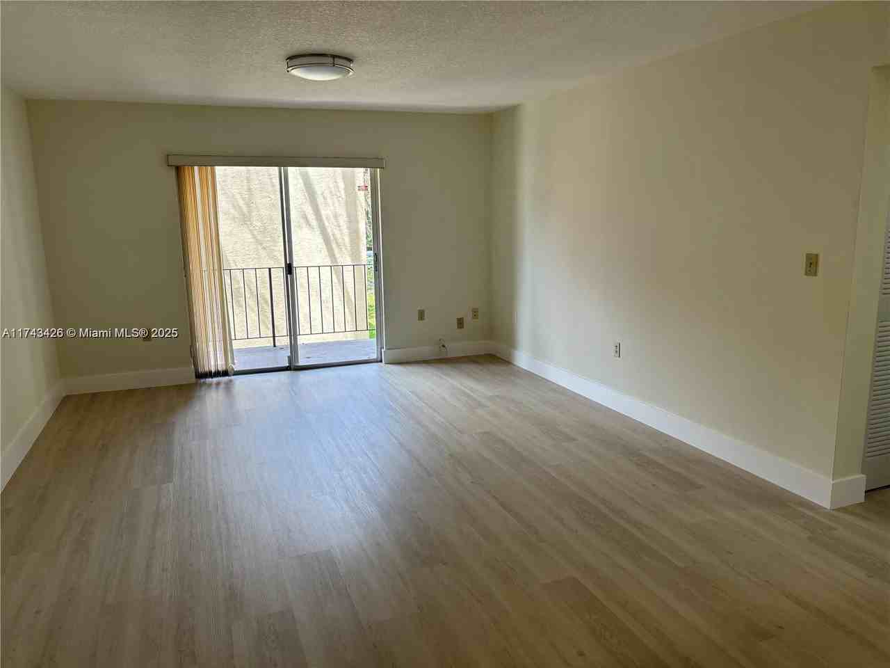 10744 Southwest 88th Street #M18 - Photo 5 of 18