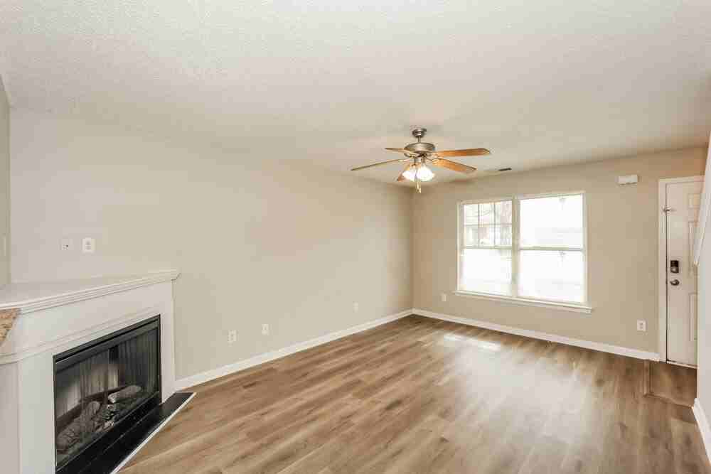 3076 Broadleaf Trl - Photo 6 of 17