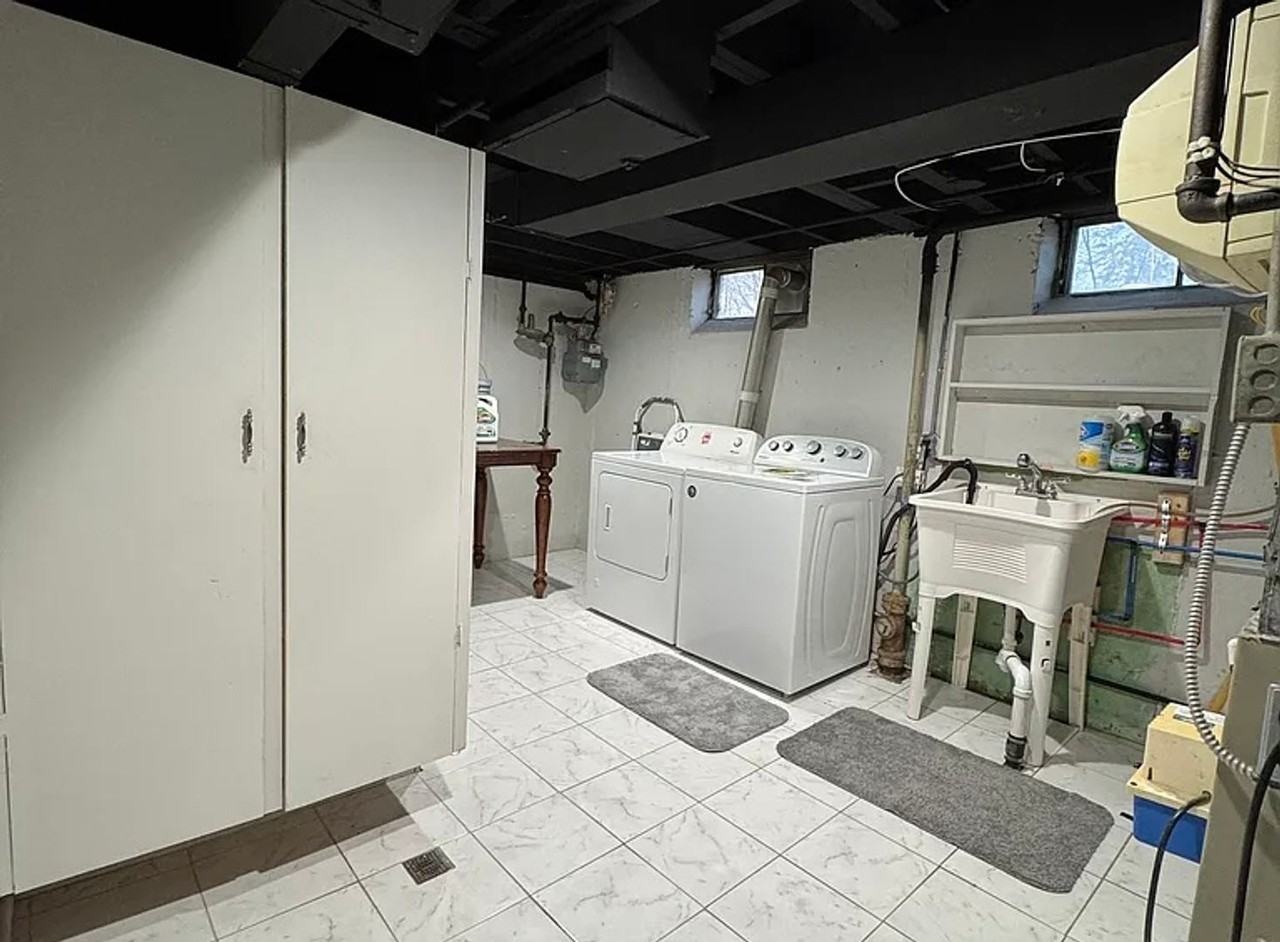 1792 Venice St - Photo 2 of 25