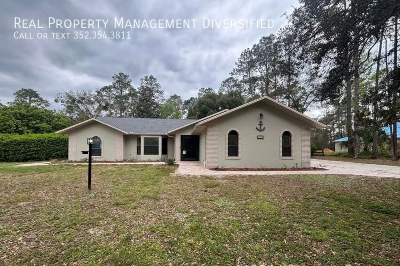 1130 W Olympia St - Photo 2 of 10