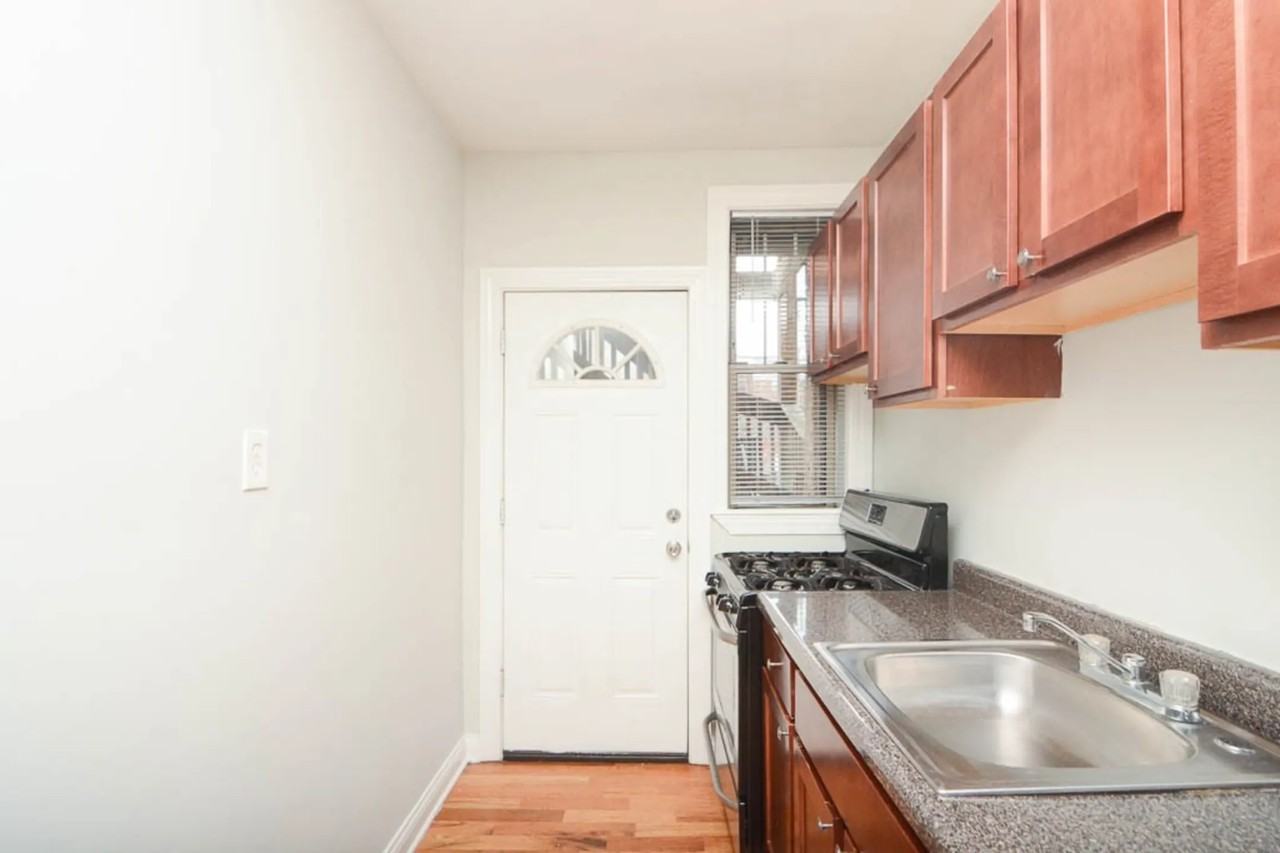 S Ashland Ave - Photo 3 of 20