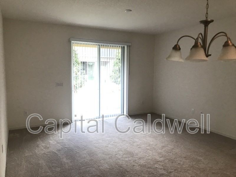 7013 Timberside Pl - Photo 5 of 32