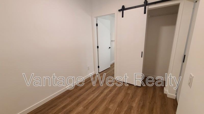 314 Rutland Rd N - Photo 5 of 16