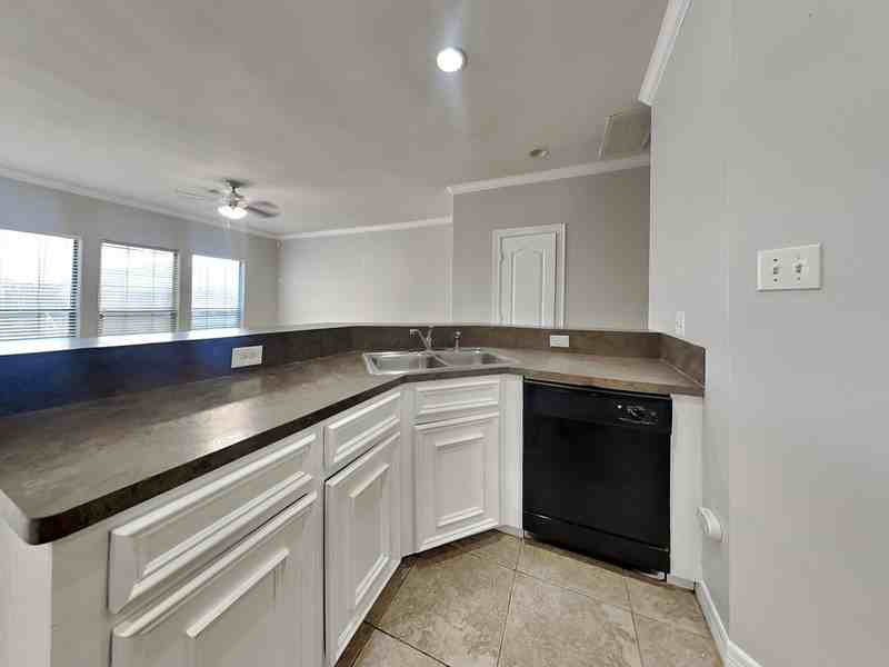 4202 Alvin St #A - Photo 4 of 12