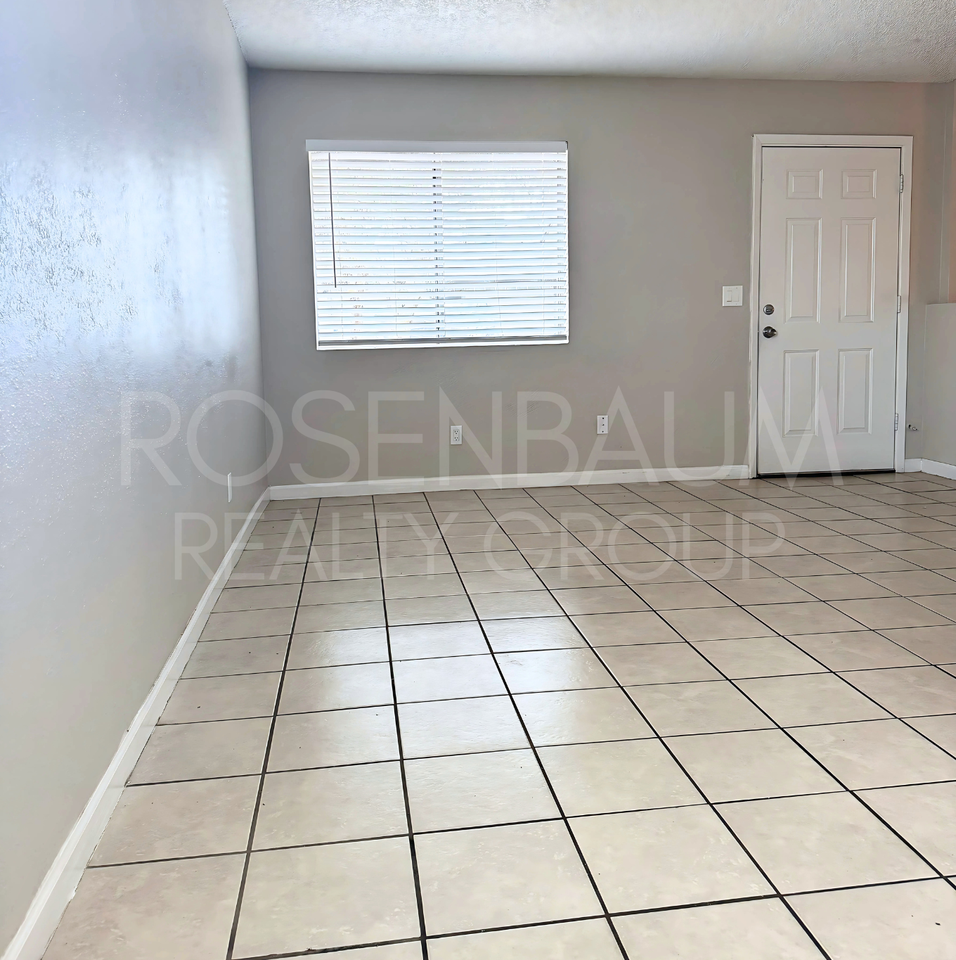 719 W 1St Ave - Photo 2 of 16