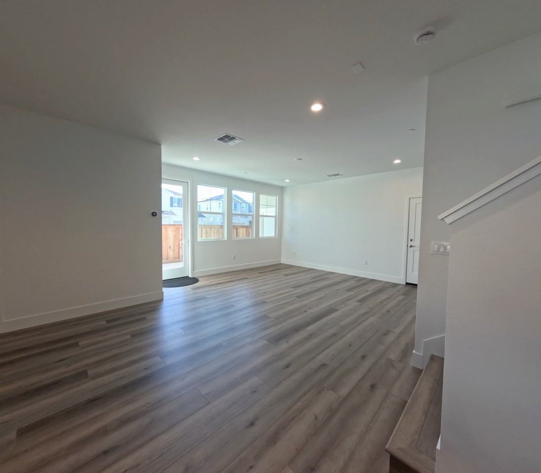 2716 Amora Cir #NA - Photo 6 of 24