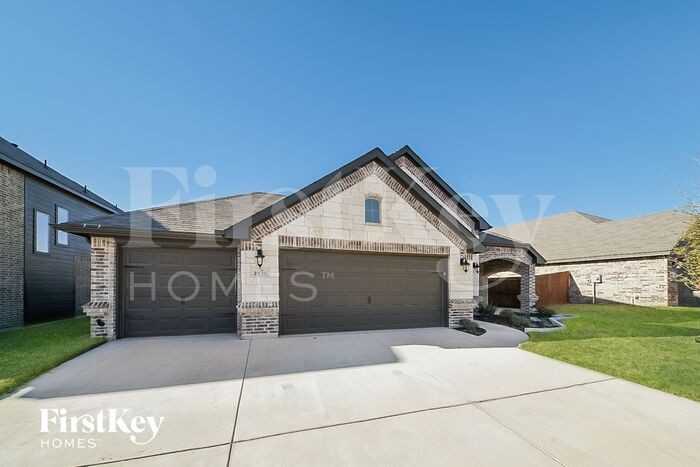 2536 Doe Run - Photo 2 of 15