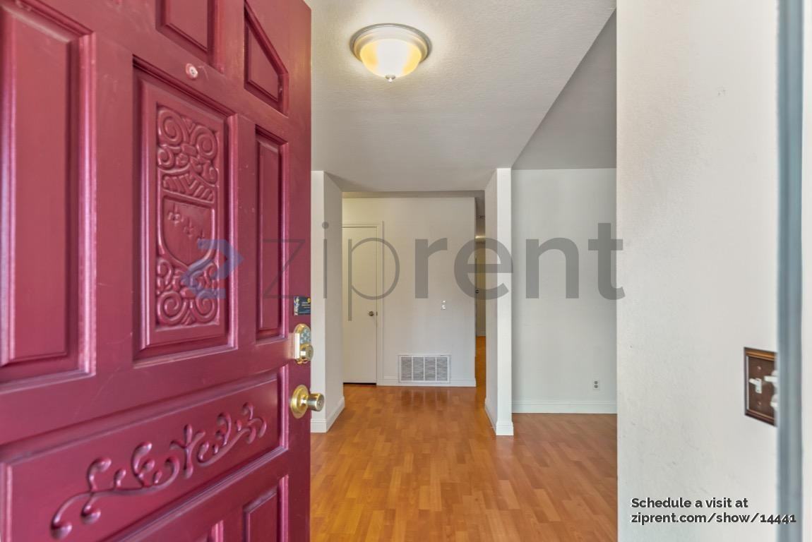 310 London Dr - Photo 3 of 26