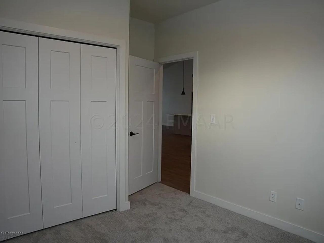 1510 6th Ave Ne - Photo 2 of 7