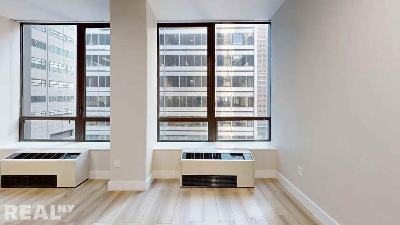 Wall St #905 - Photo 3 of 9