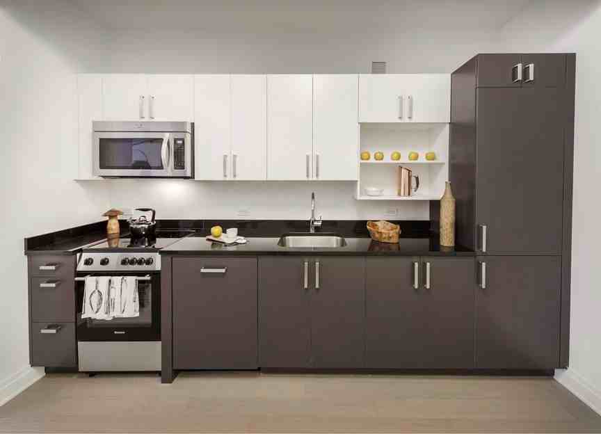 Pine St #4002 - Photo 2 of 11