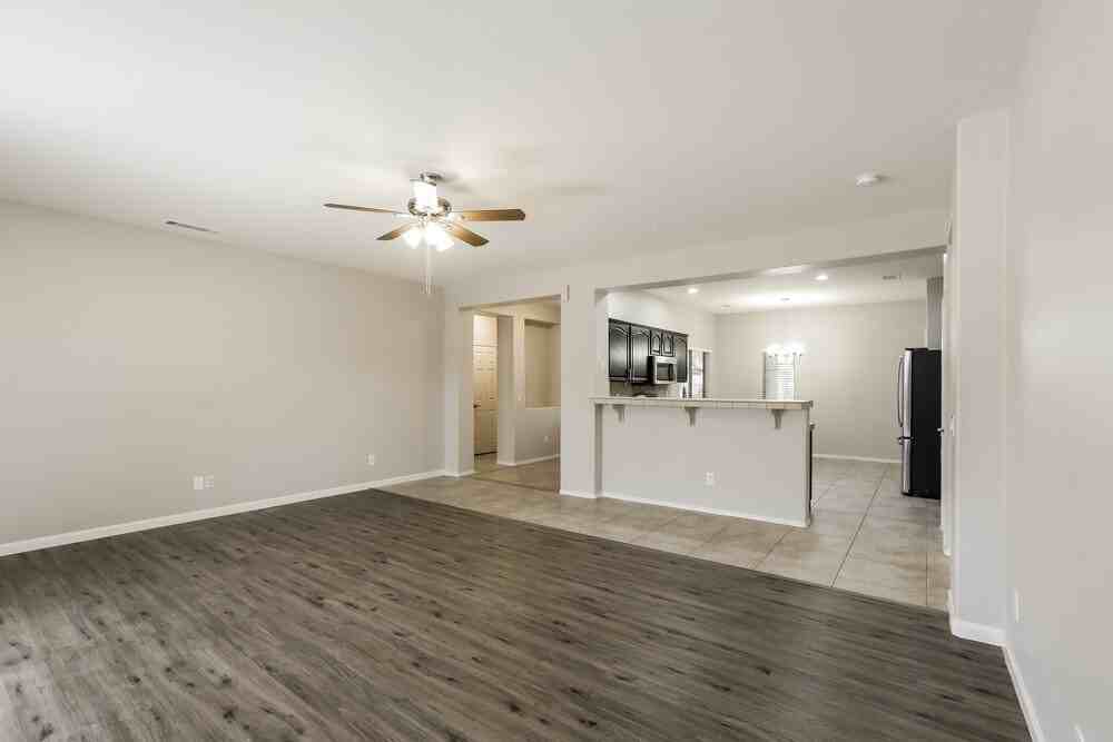 5111 W Grenadine Rd - Photo 3 of 16