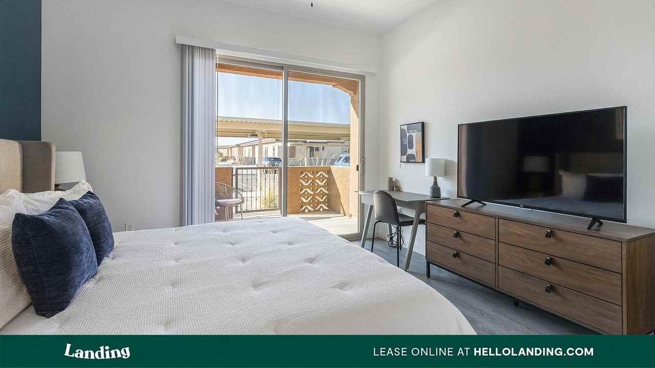 375 E Linda Vista Blvd - Photo 7 of 50