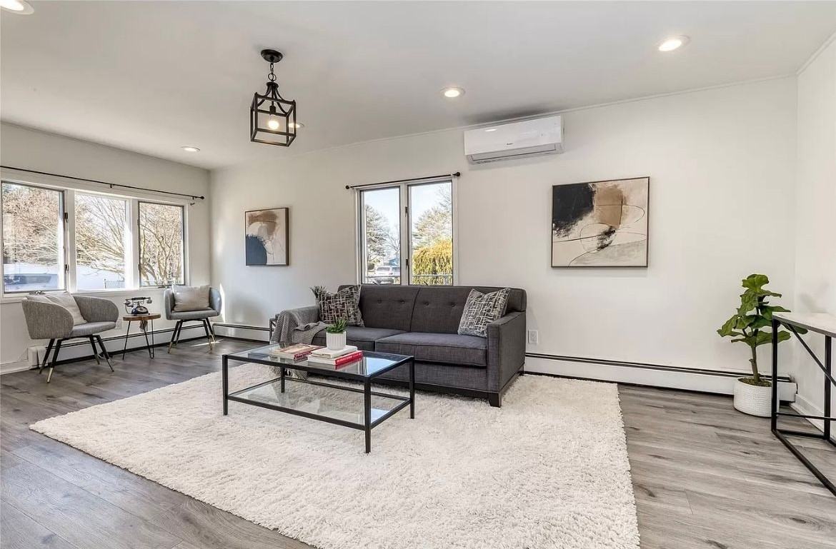 11 Arcadia Ln - Photo 2 of 11
