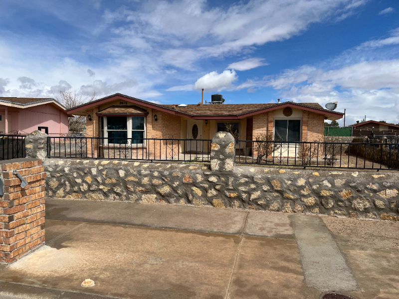 8416 Hartford Dr - Photo 3 of 35