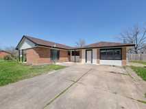 133 S Yaupon St - Photo 1 of 1