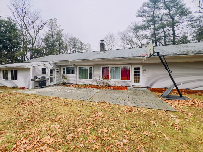 6 Meadow Ct - Photo 3 of 21