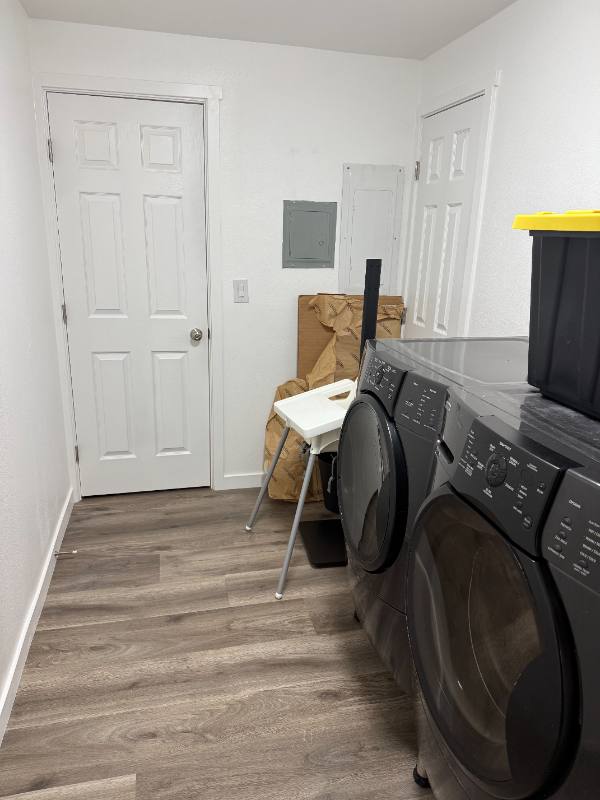 15215 8th Ave Ne - Photo 2 of 20