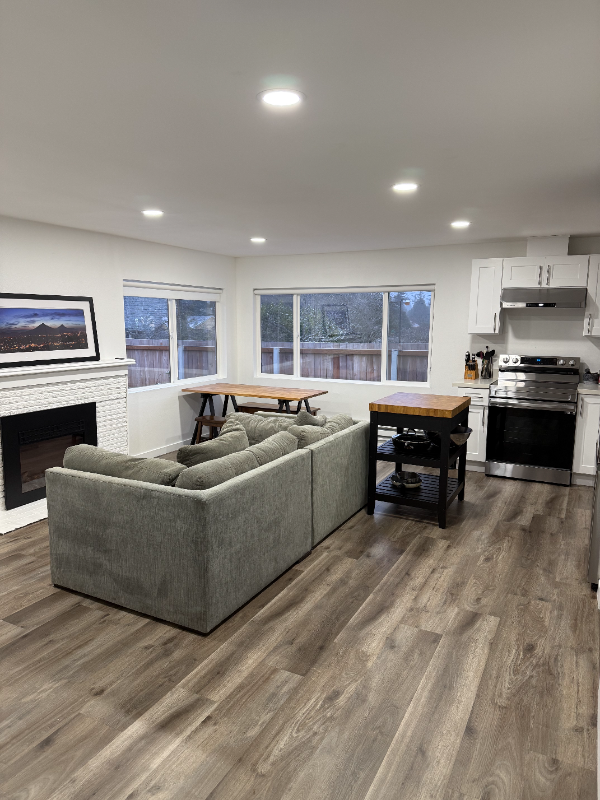 15215 8th Ave Ne - Photo 3 of 20