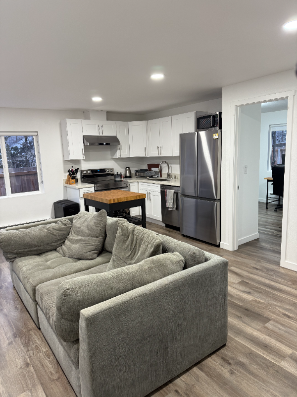 15215 8th Ave Ne - Photo 4 of 20