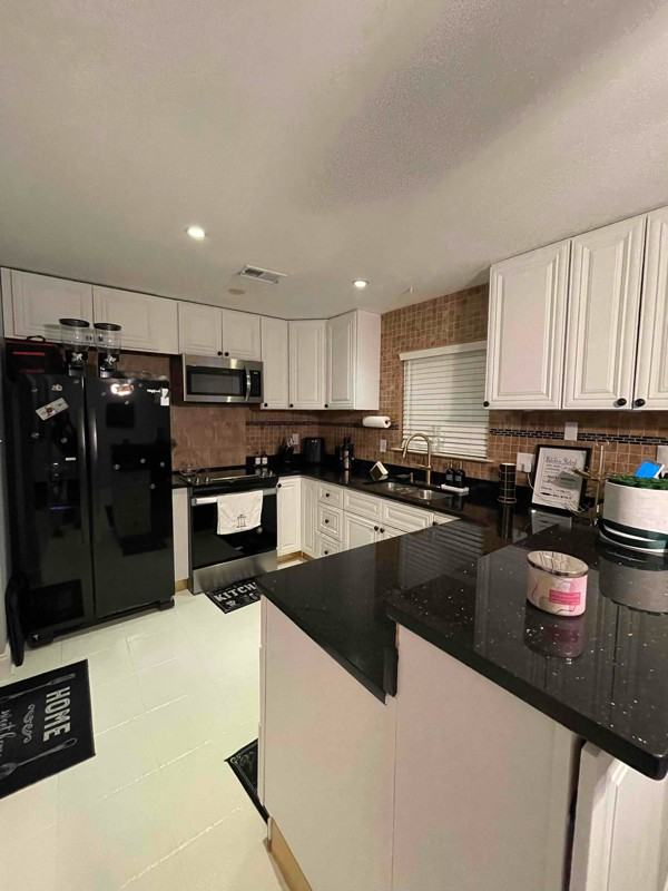 4038 Bluebird Dr - Photo 3 of 7