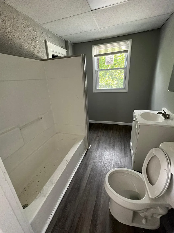 929 4th Ave #3 - Photo 6 of 7