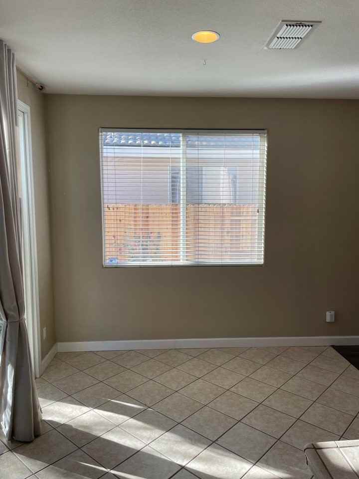 5200 Fox Trotter Way - Photo 4 of 14