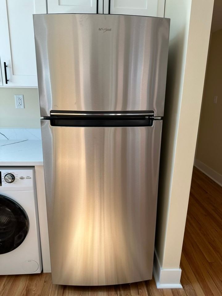 6252 Southwood Ave - Photo 3 of 30