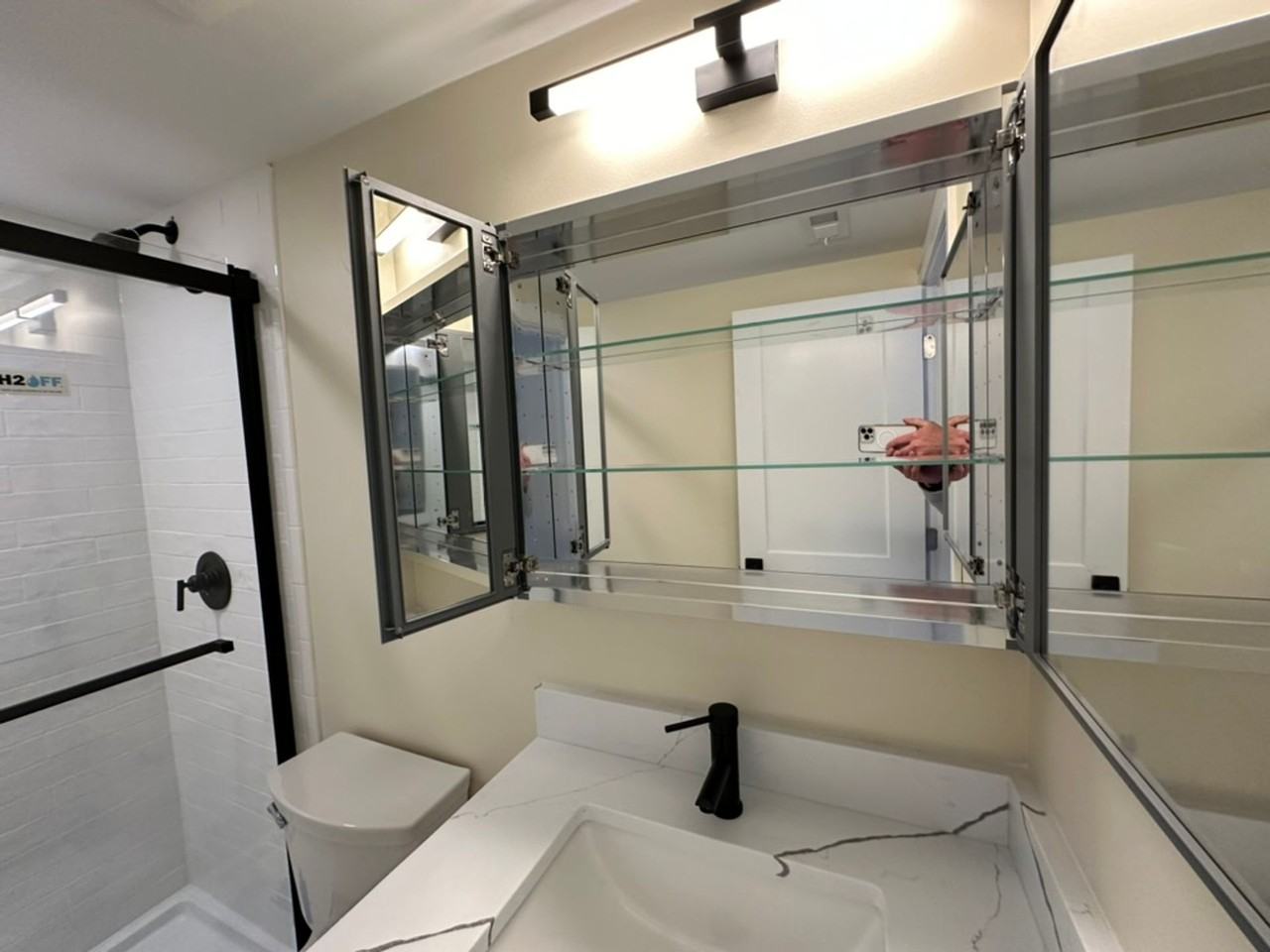 6252 Southwood Ave - Photo 7 of 30