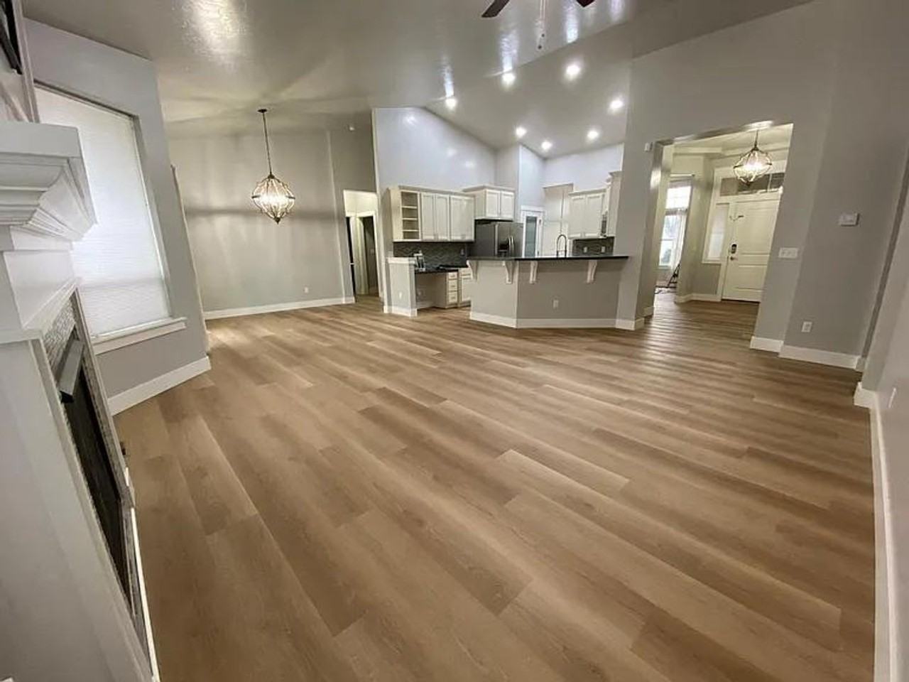 180 Canyon Crest Dr W - Photo 3 of 13