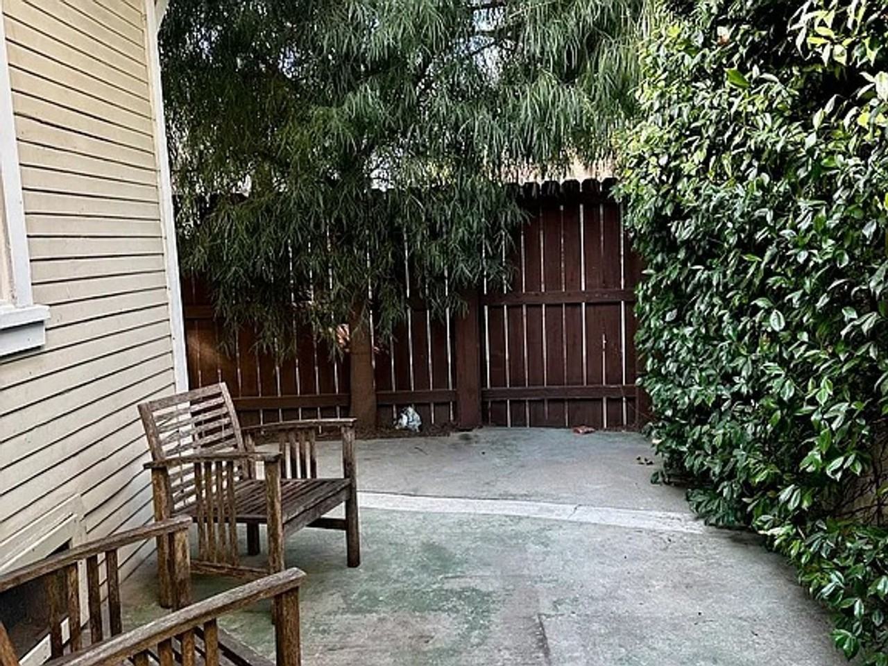 4102 La Salle Ave - Photo 2 of 9