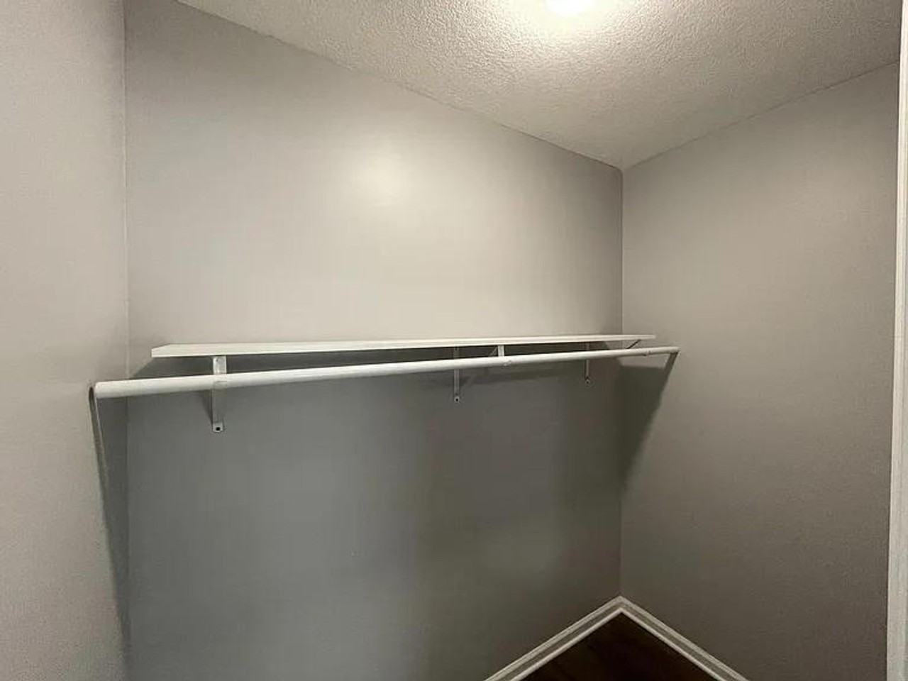 2925 Paseo Blvd - Photo 3 of 22