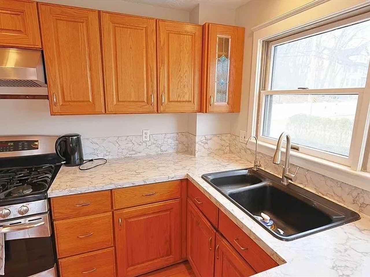 32 Circuit Ave #32 - Photo 3 of 16