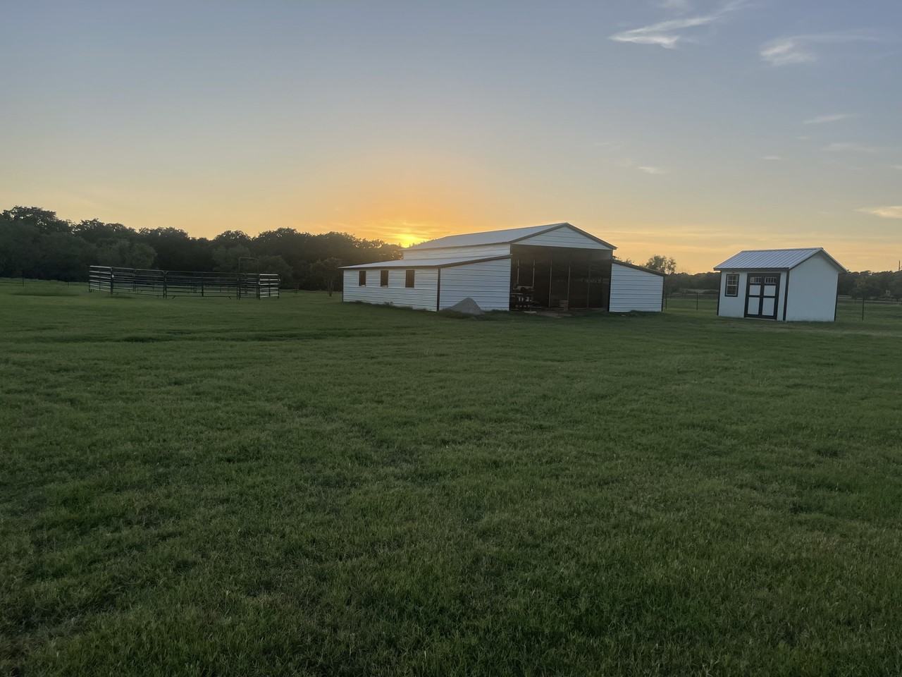 1592 Ross Ln #NA - Photo 2 of 11