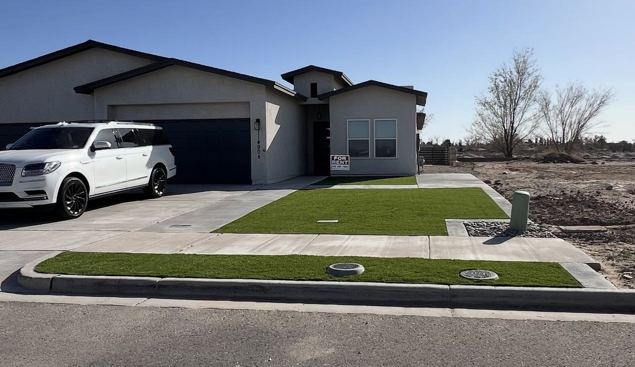 11490 Summer Drive #B - Photo 3 of 44