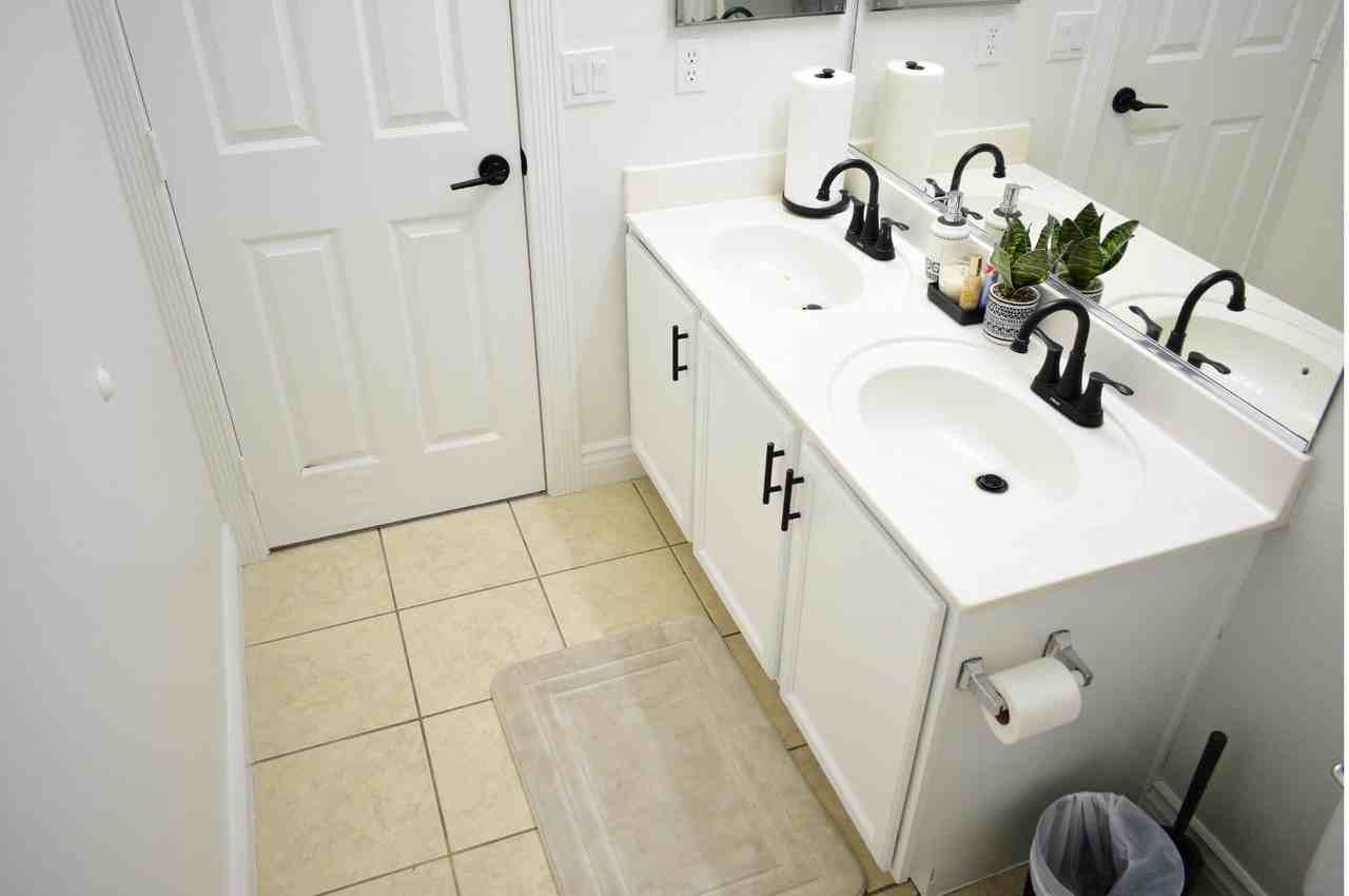 Gloucester Gate St - Photo 4 of 12