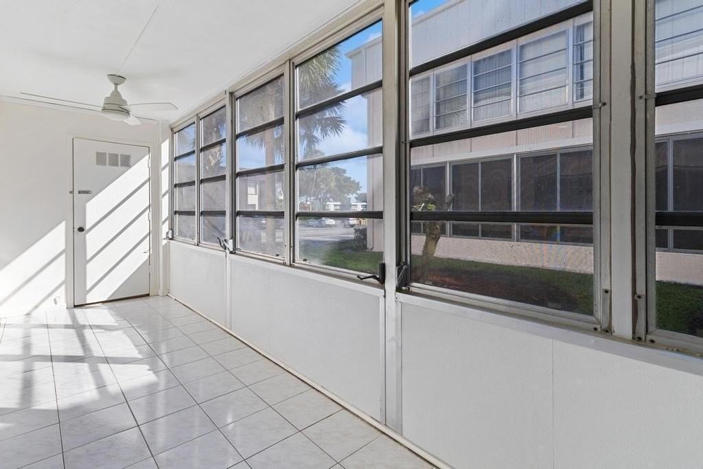 115 Capri Trail - Photo 2 of 34